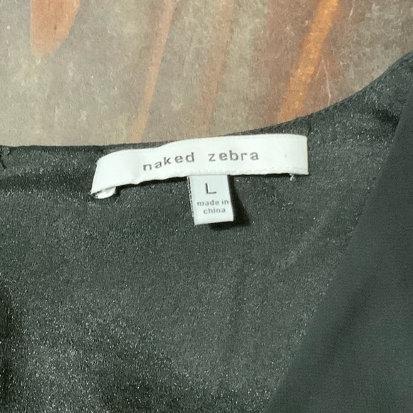 Naked zebra Lightweight v neck black dress size L - Picture 3 of 10